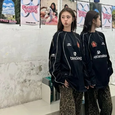 Balenciaga långärmad replika lyx super klon Svart Vit Bomull