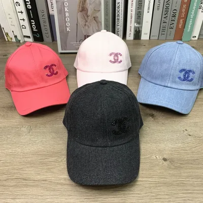 Chanel Hat replika lyx 1:1 Blå Rosa Broderad Logo Soft