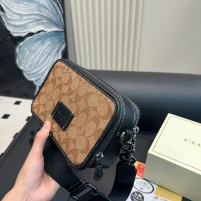 Coach Kameratasche Replik Super Klon Schwarz Grau Logo Ist