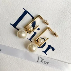 Dior ??rh?¡èngen replika lyx