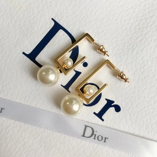 Dior ??rh?¡èngen replika lyx