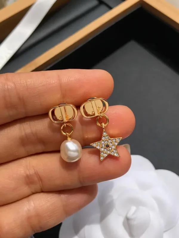Dior ??rh?¡èngen replika lyx