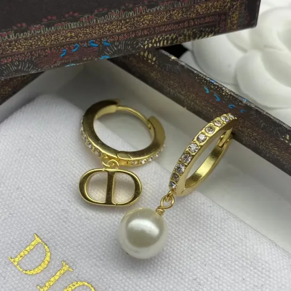 Dior ??rh?¡èngen replika lyx 1:1
