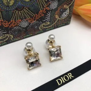 Dior ??rh?¡èngen replika lyx 1:1