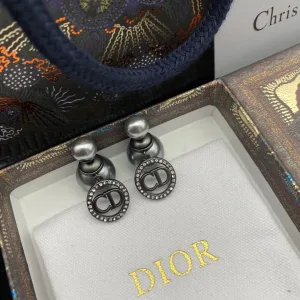 Dior ??rh?¡èngen replika lyx
