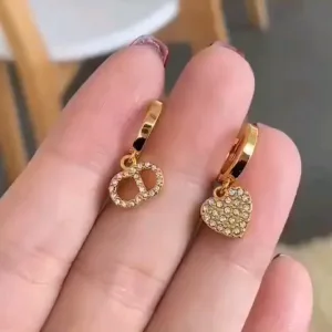 Dior ??rh?¡èngen replika lyx