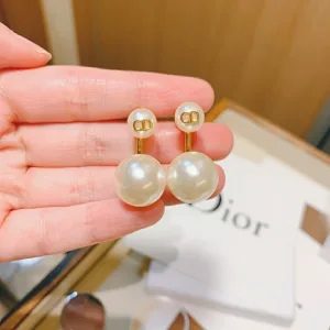 Dior ??rh?¡èngen replika lyx