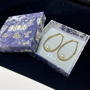 Dior ??rh?¡èngen replika lyx