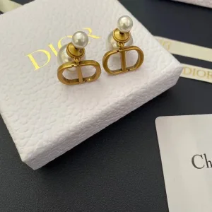 Dior ??rh?¡èngen replika lyx