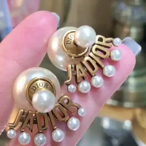 Dior ??rh?¡èngen replika lyx