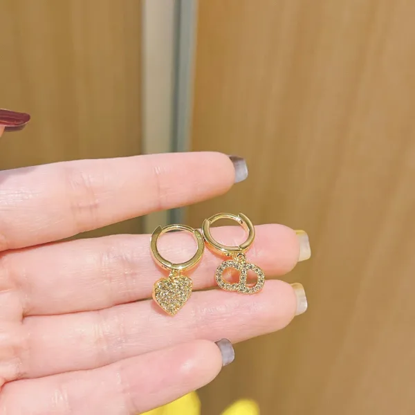 Dior ??rh?¡èngen replika lyx