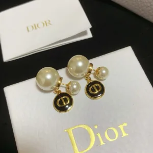 Dior ??rh?¡èngen replika lyx
