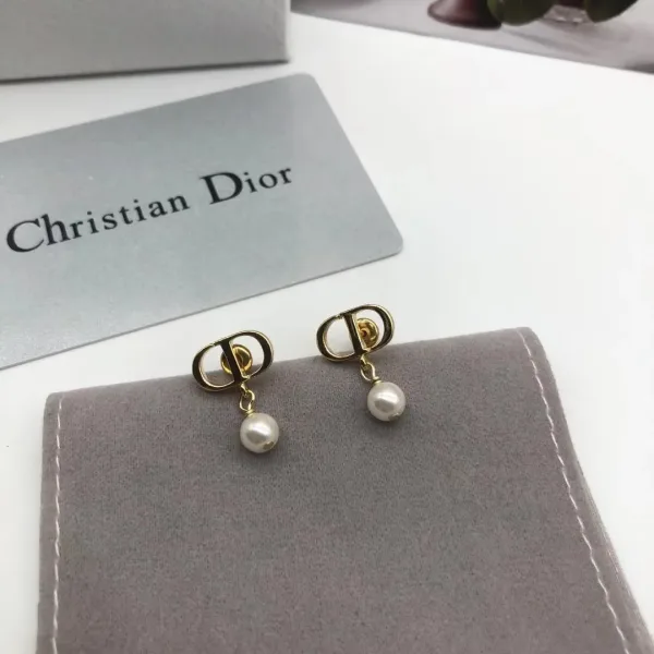 Dior ??rh?¡èngen replika lyx