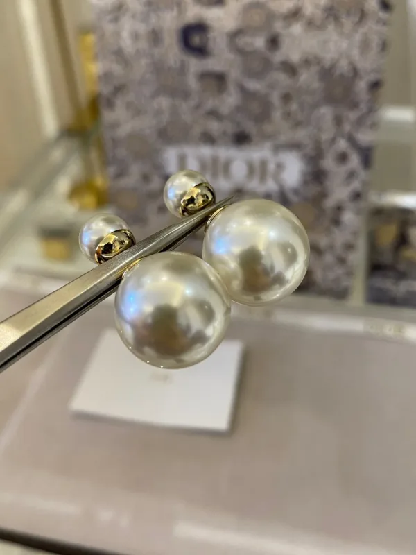 Dior ??rh?¡èngen replika lyx
