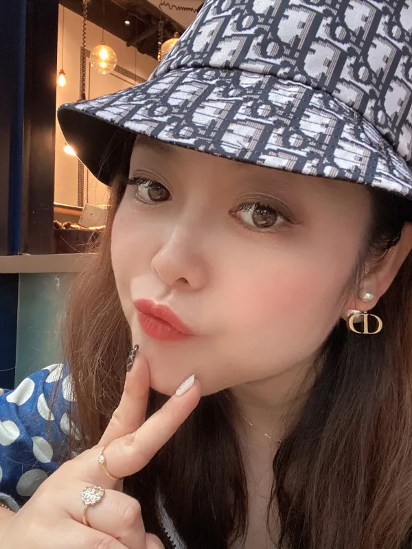 Dior ??rh?¡èngen replika lyx