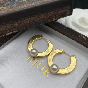 Dior ??rh?¡èngen replika lyx