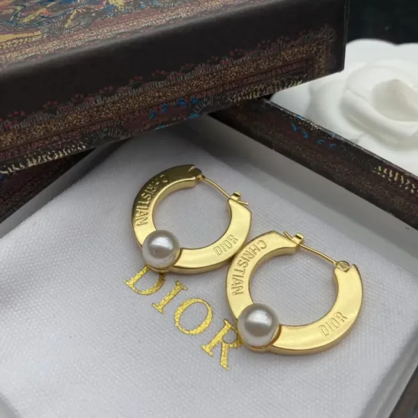 Dior ??rh?¡èngen replika lyx