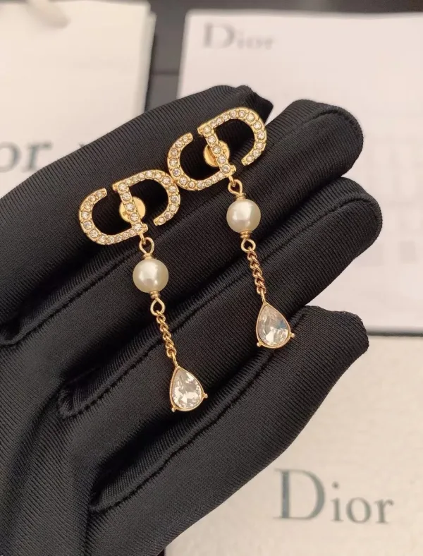 Dior ??rh?¡èngen replika lyx