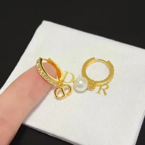 Dior ??rh?¡èngen replika lyx