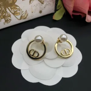 Dior ??rh?¡èngen replika lyx