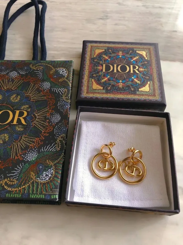 Dior ??rh?¡èngen replika lyx