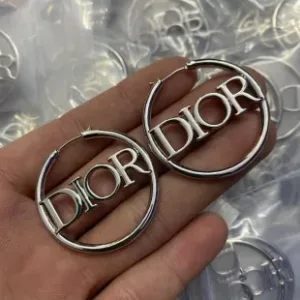 Dior ??rh?¡èngen replika lyx