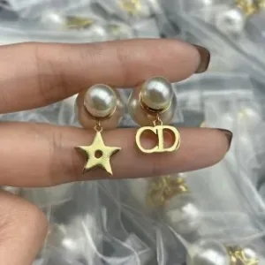 Dior ??rh?¡èngen replika lyx