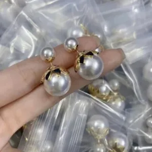 Dior ??rh?¡èngen replika lyx