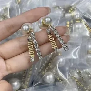 Dior ??rh?¡èngen replika lyx