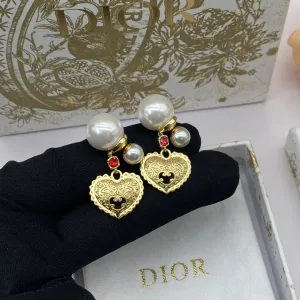 Dior ??rh?¡èngen replika lyx