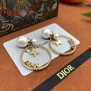 Dior ??rh?¡èngen replika lyx