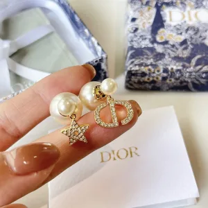 Dior ??rh?¡èngen replika lyx