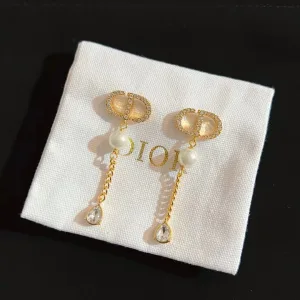 Dior ??rh?¡èngen replika lyx