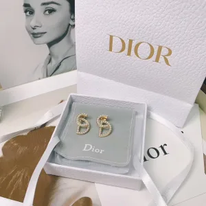 Dior ??rh?¡èngen replika lyx