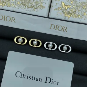 Dior ??rh?¡èngen replika lyx