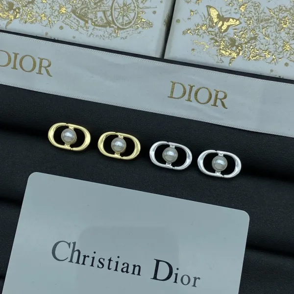 Dior ??rh?¡èngen replika lyx
