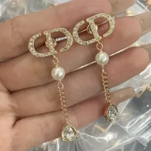 Dior ??rh?¡èngen replika lyx