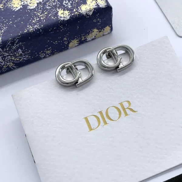 Dior ??rh?¡èngen replika lyx