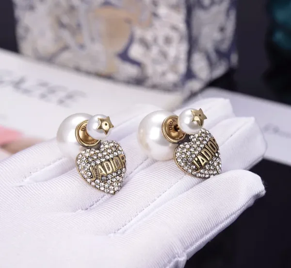 Dior ??rh?¡èngen replika lyx