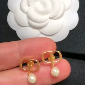 Dior ??rh?¡èngen replika lyx