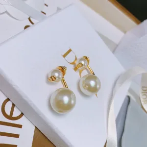 Dior ??rh?¡èngen replika lyx