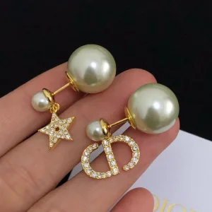 Dior ??rh?¡èngen replika lyx
