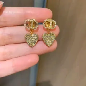 Dior ??rh?¡èngen replika lyx