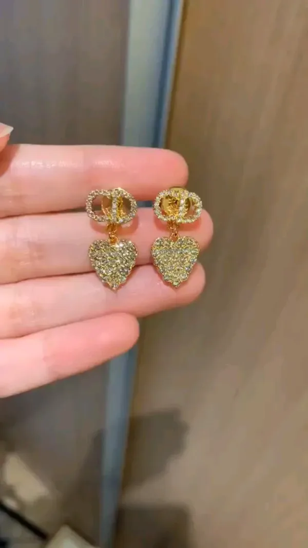 Dior ??rh?¡èngen replika lyx