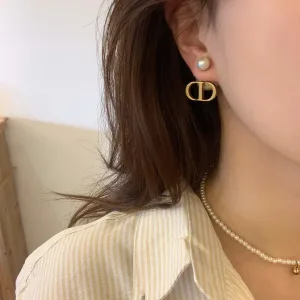 Dior ??rh?¡èngen replika lyxiga Classic Stud