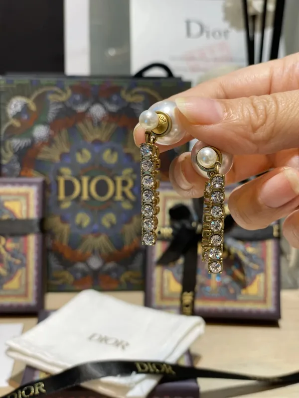 Dior ??rh?¡èngen replika lyxiga Classic Stud