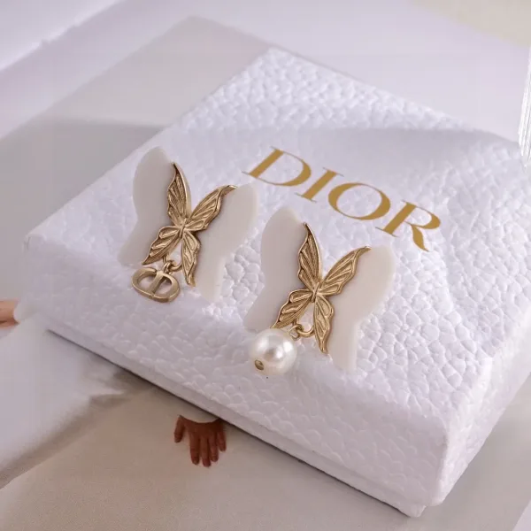 Dior ??rh?¡èngen replika lyx nu tillg?¡ènglig p?£¤ officiella butik Gorgeous