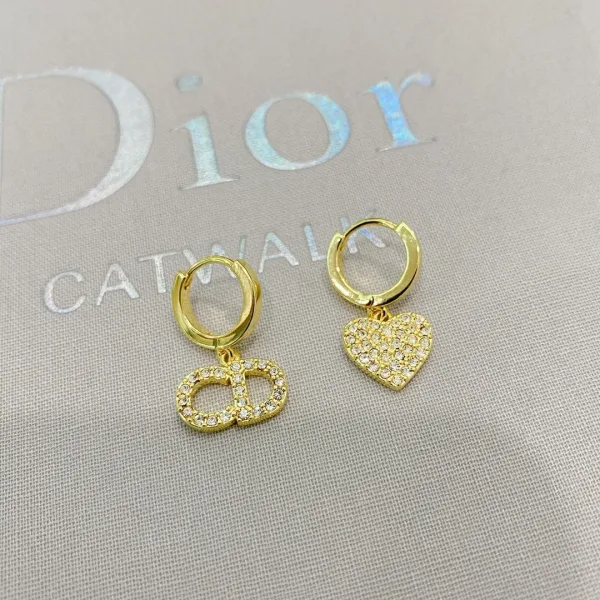 Dior ??rh?¡èngen replika lyx Eller Cd Hj?¡èrta Asymmetrisk Haute Couture