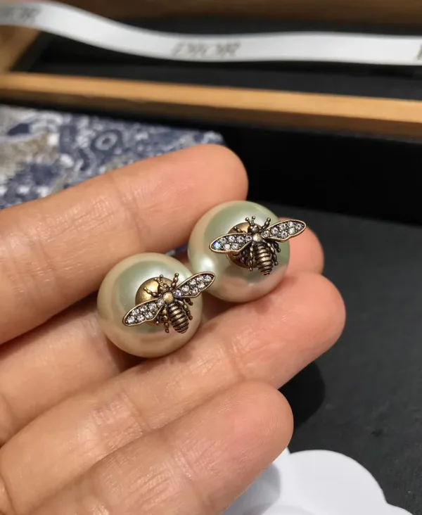 Dior ??rh?¡èngen replika lyxiga Pearl Bee Stud