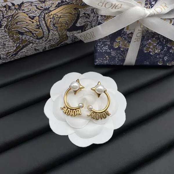 Dior ??rh?¡èngen replika lyxig Pearl Half Circle